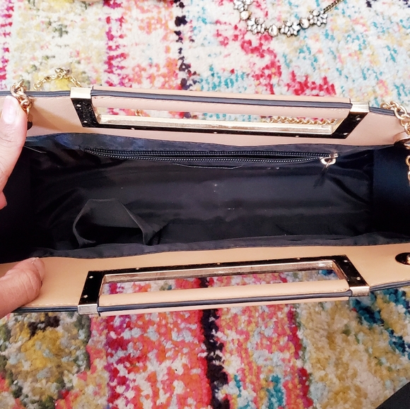 Large Nude Clutch - Picture 2 of 4